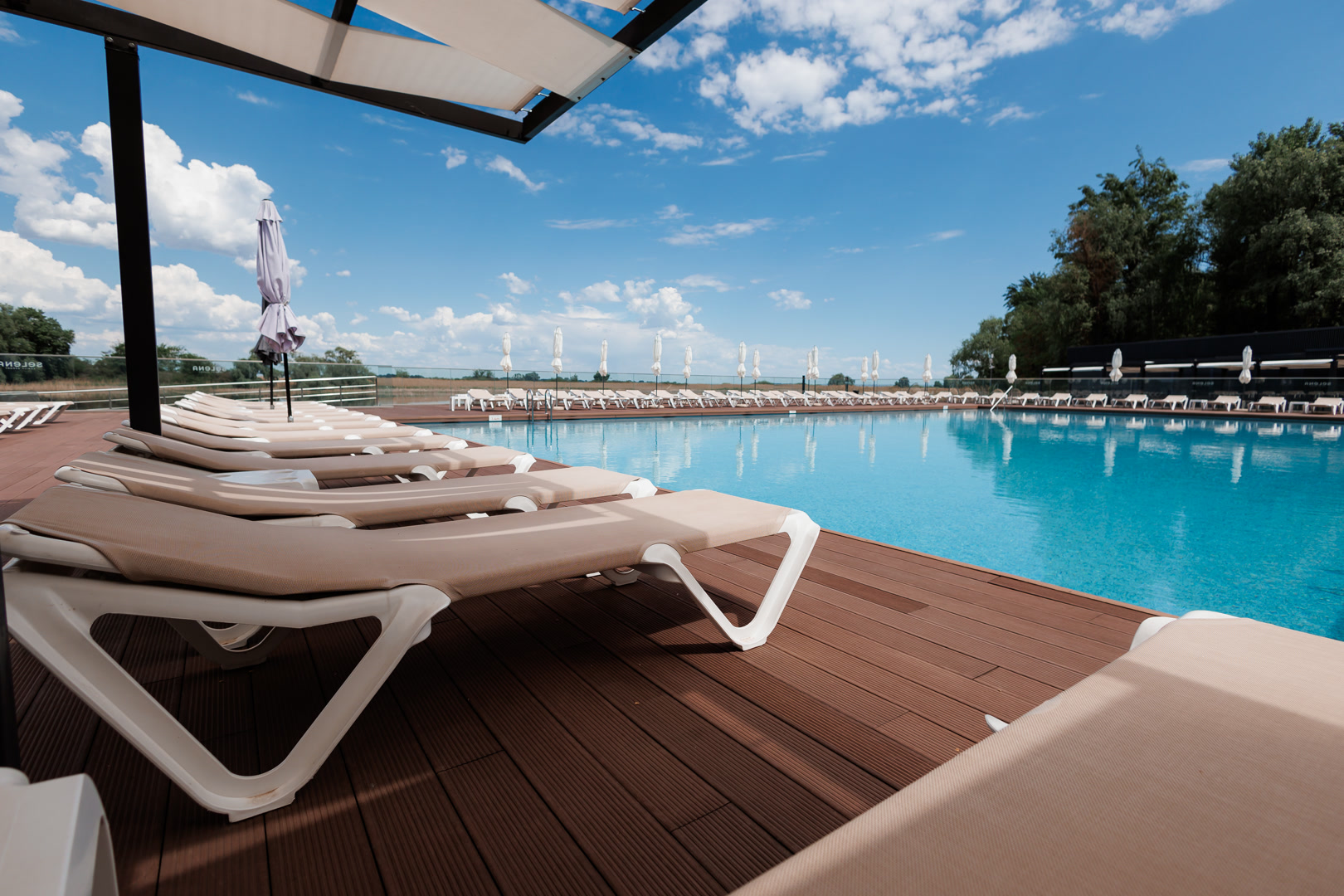 Selena Family Resort - Басейн